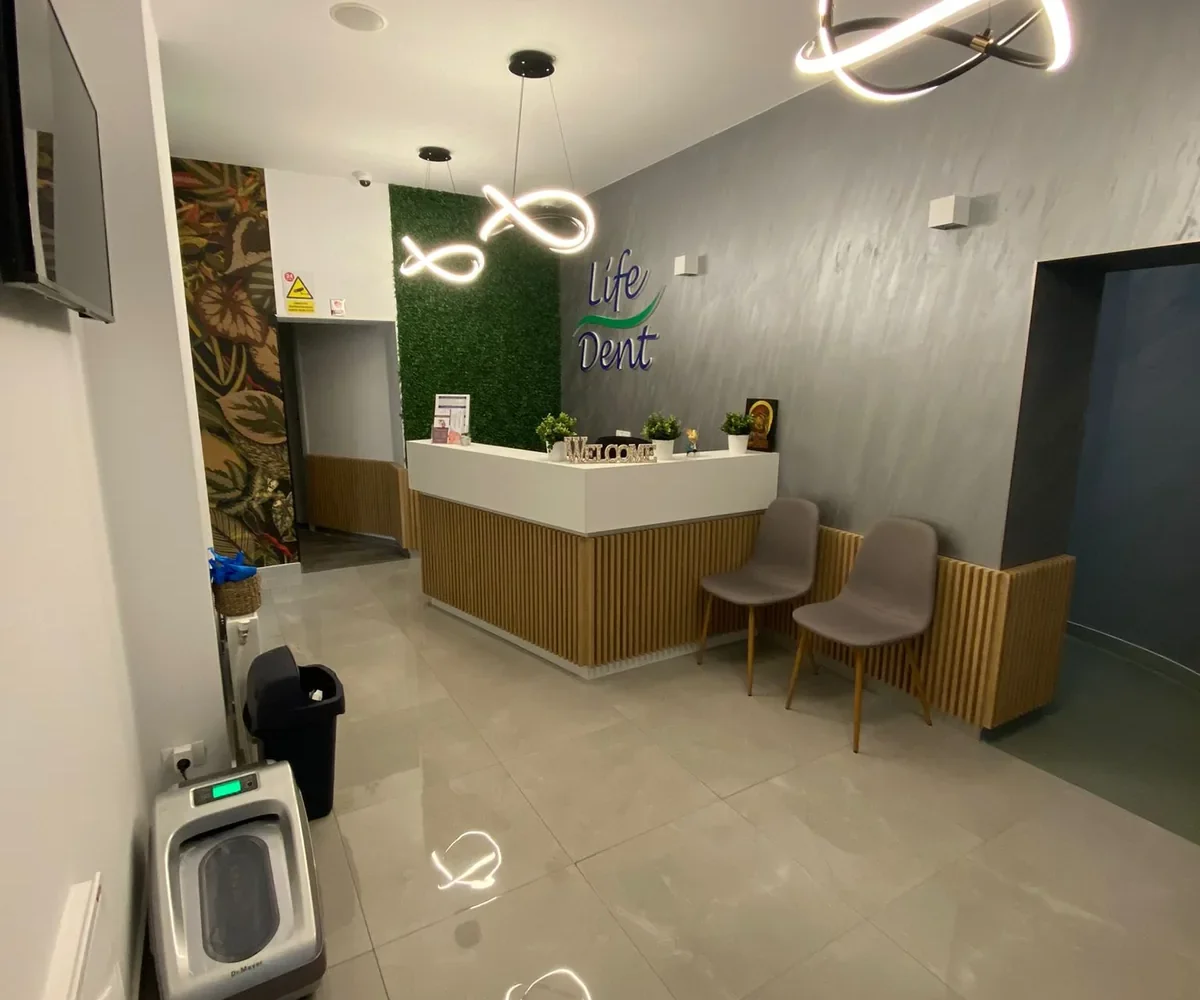 Recepția clinicii stomatologice LifeDent